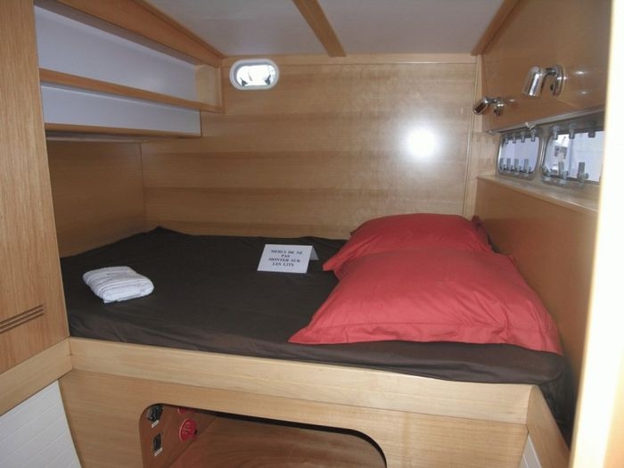 Aft port cabin