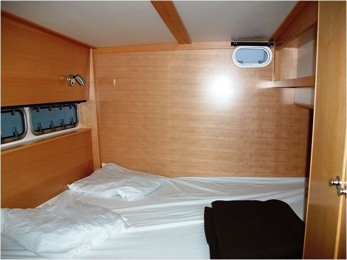 Aft starboard cabin