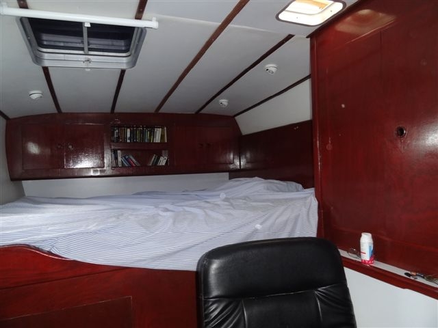 Aft starboard cabin