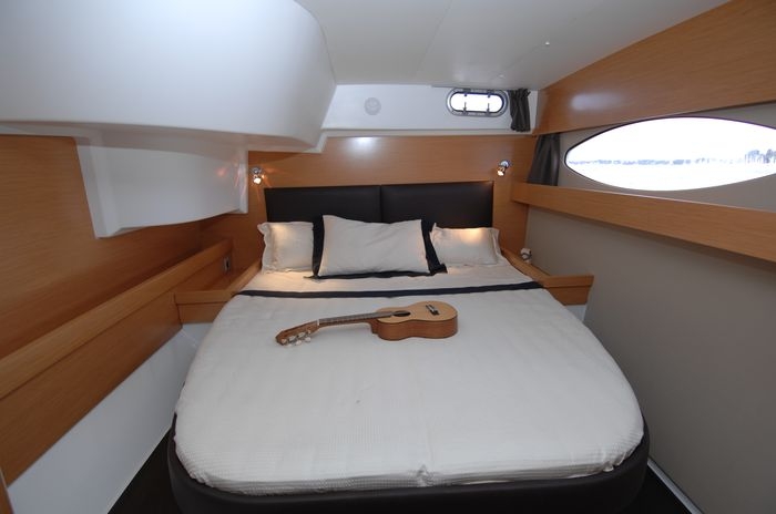 Aft port cabin