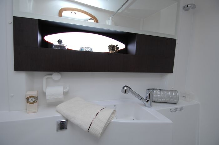Aft port bathroom