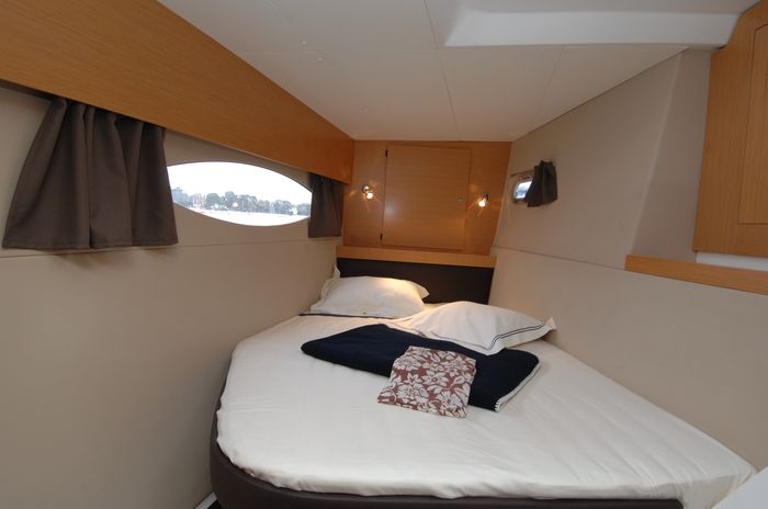 Forward port cabin