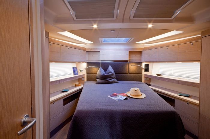 Forward cabin