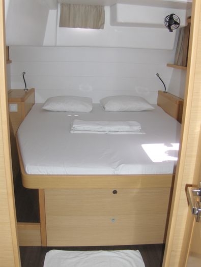 Aft cabin