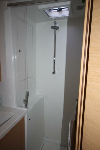 Aft port bathroom