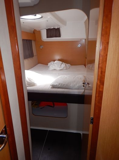 Aft starboard cabin