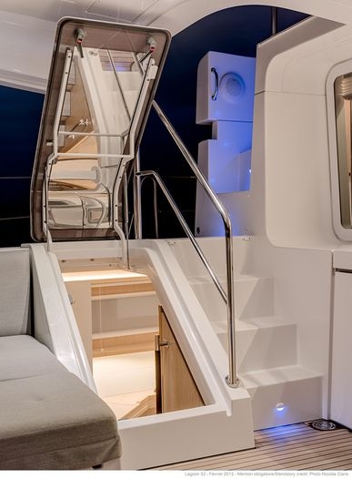 Access aft portside cabin