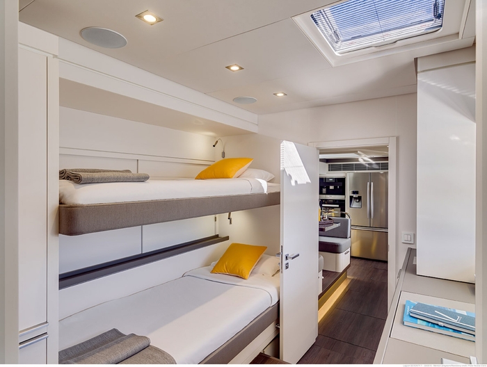 New Lagoon 77 catamaran Lagoon 40