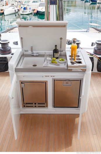 New Lagoon 77 catamaran Lagoon 23