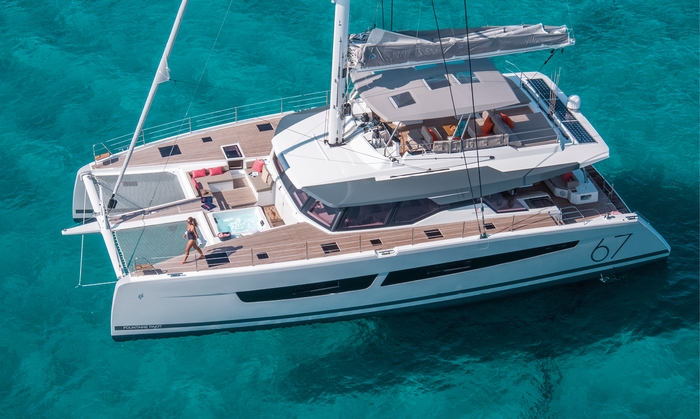 https://www.worldwideyachtbroker.com/uploads/1343/exterieur_5bec5dcdf221a.jpg