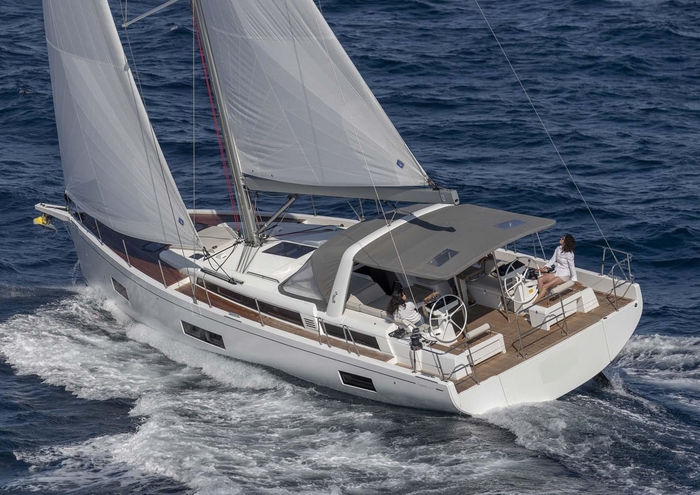 https://www.worldwideyachtbroker.com/uploads/1489/exterieur_61b22ac3320b4.jpg