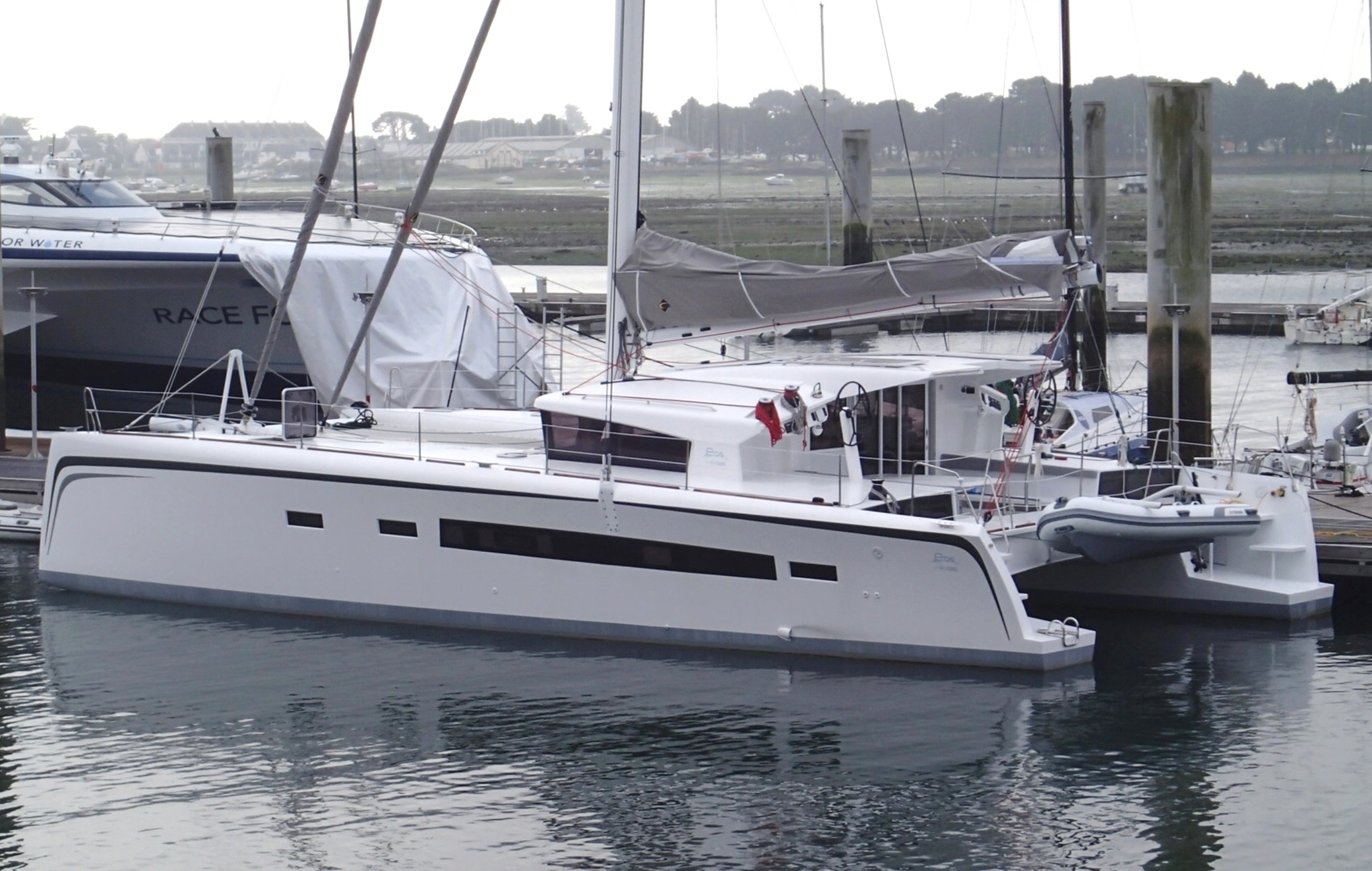 https://www.worldwideyachtbroker.com/uploads/1520/exterieur_67c07465e7105.JPG