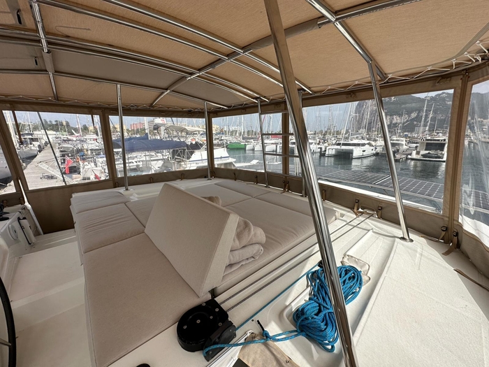 2020 Lagoon 46 catamaran Lagoon 35