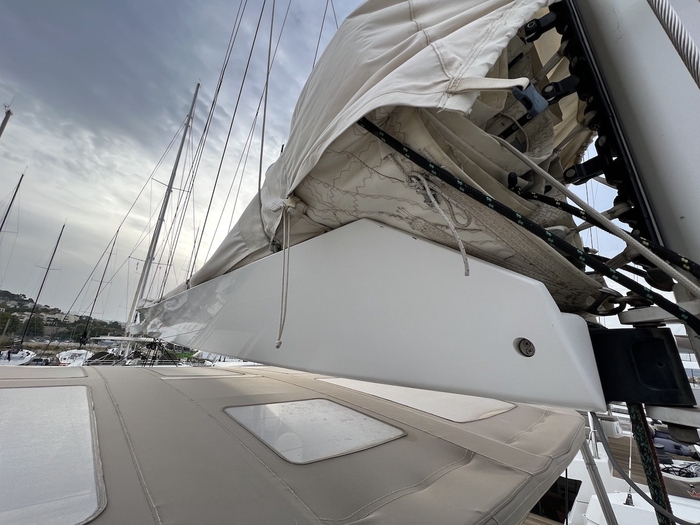 2014 Lagoon 52 catamaran Lagoon 39