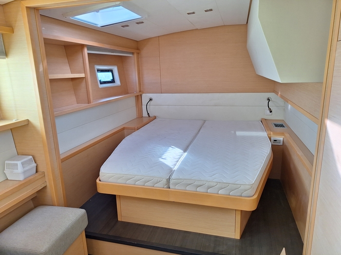 2014 Lagoon 52 catamaran Lagoon 50