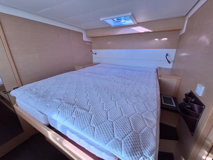 2014 Lagoon 52 catamaran Lagoon 6