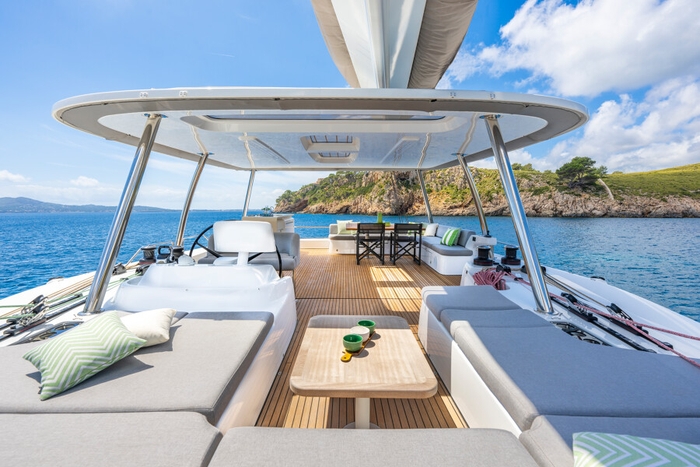 New Lagoon 60 catamaran Lagoon 23