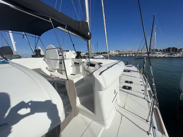 2019 Lagoon 450 catamaran Lagoon 35