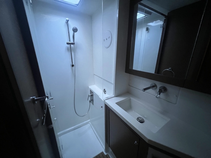 2019 Lagoon 450 catamaran Lagoon 6