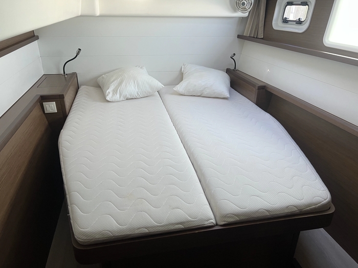 2019 Lagoon 450 catamaran Lagoon 8