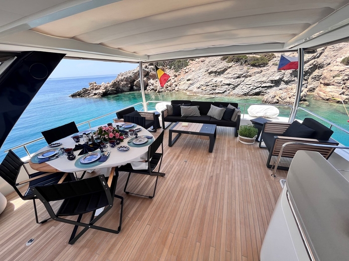 2018 Lagoon 78 power catamaran Lagoon 35