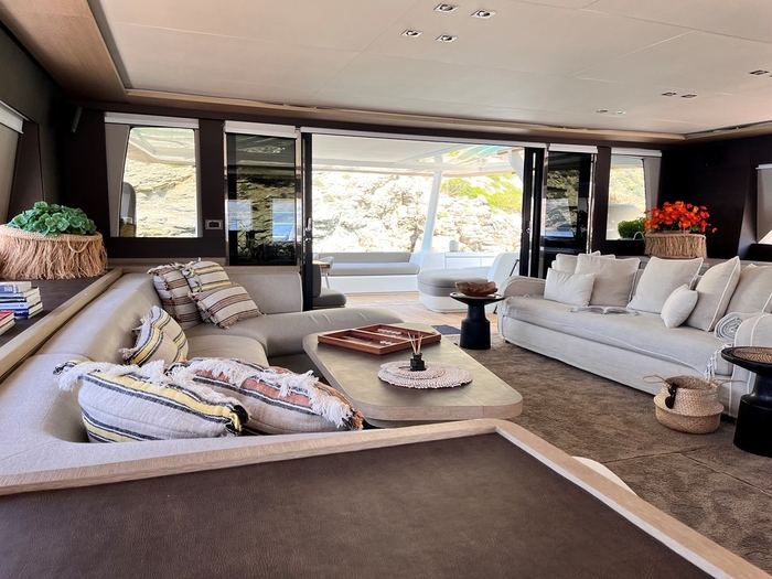 2018 Lagoon 78 power catamaran Lagoon 1