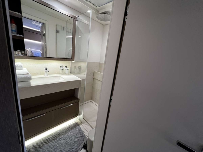 2018 Lagoon 78 power catamaran Lagoon 15