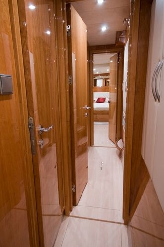 Port passageway