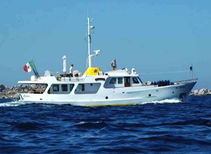 De Vries 63' Navetta